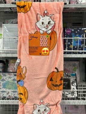 Disney Aristocats Halloween Plush Blanket